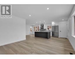 30 BASELINE ROAD E - 5