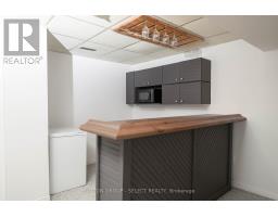371 SHERWOOD AVENUE - 23