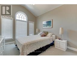 35 GREYROCK CRESCENT - 25