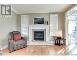 35 GREYROCK CRESCENT - 9