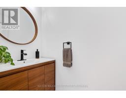 73 YVONNE CRESCENT - 19