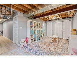 73 YVONNE CRESCENT - 33