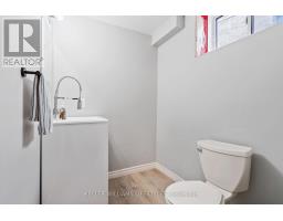 73 YVONNE CRESCENT - 36