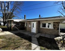 368 CALGARY STREET - 9
