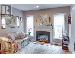 29 - 1478 ADELAIDE STREET N - 13
