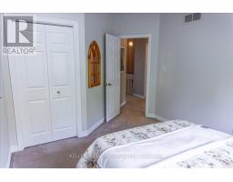 29 - 1478 ADELAIDE STREET N - 32