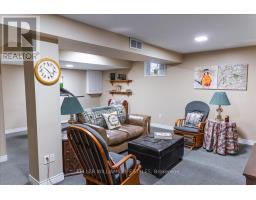 29 - 1478 ADELAIDE STREET N - 43