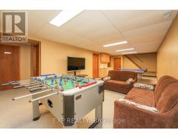 10207 PINETREE DRIVE - 39