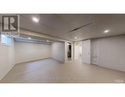18 - 669 OSGOODE DRIVE - 17