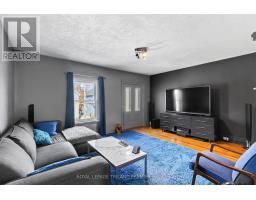 757-759 QUEENS AVENUE - 18