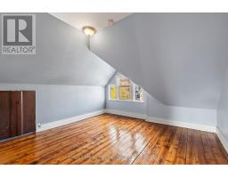 757-759 QUEENS AVENUE - 26