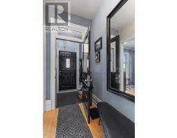 757-759 QUEENS AVENUE - 4