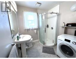 630 VICTORIA STREET - 25