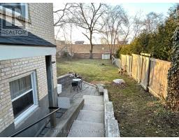 630 VICTORIA STREET - 30