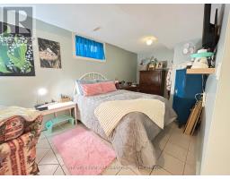 630 VICTORIA STREET - 42