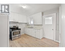 18 FOURTH AVENUE - 13