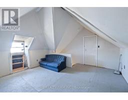 18 FOURTH AVENUE - 19