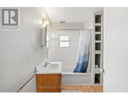 18 FOURTH AVENUE - 20
