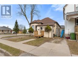 18 FOURTH AVENUE - 3