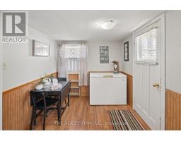 18 FOURTH AVENUE - 30