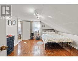18 FOURTH AVENUE - 36