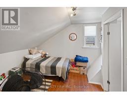 18 FOURTH AVENUE - 39