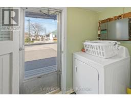 18 FOURTH AVENUE - 42