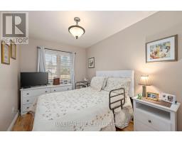 3 GREENFIELD COURT - 15