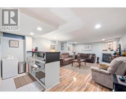 3 GREENFIELD COURT - 17