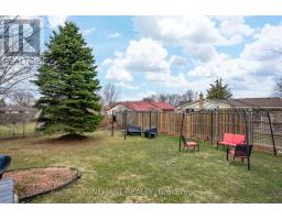3 GREENFIELD COURT - 28