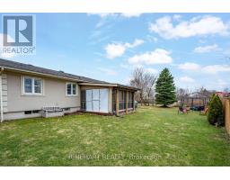 3 GREENFIELD COURT - 30