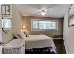 4 FRANCES CRESCENT - 24
