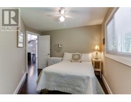 4 FRANCES CRESCENT - 25