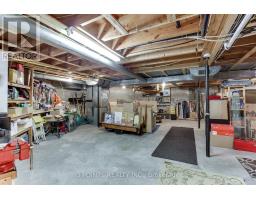 4 FRANCES CRESCENT - 37