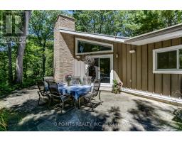 4 FRANCES CRESCENT - 6