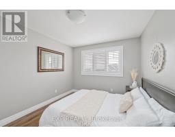 2452 LEEDS CROSSING - 28