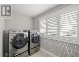 2452 LEEDS CROSSING - 31