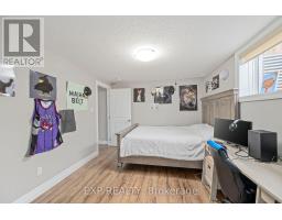 2452 LEEDS CROSSING - 33