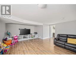 2452 LEEDS CROSSING - 35