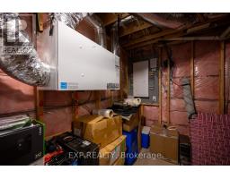 2452 LEEDS CROSSING - 39