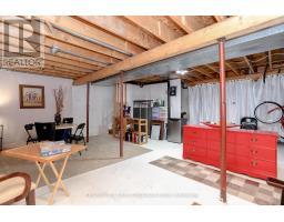 10 - 374 FRONT STREET - 32