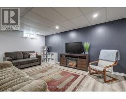 12 REDTAIL COURT - 24