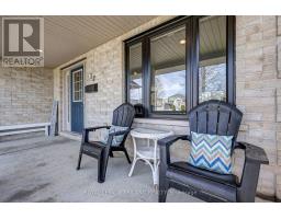 12 REDTAIL COURT - 3