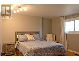 96 ELVIRA CRESCENT - 11