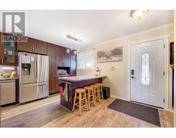 45 MOHEGAN CRESCENT - 6