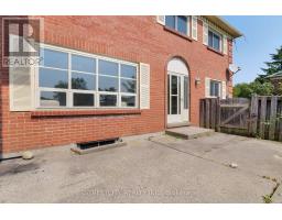 402 HOMESTEAD COURT - 26