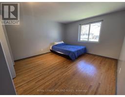 68 PARLIAMENT CRESCENT - 11