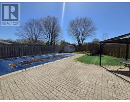 68 PARLIAMENT CRESCENT - 22