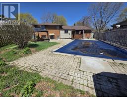 68 PARLIAMENT CRESCENT - 25