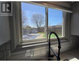 68 PARLIAMENT CRESCENT - 8